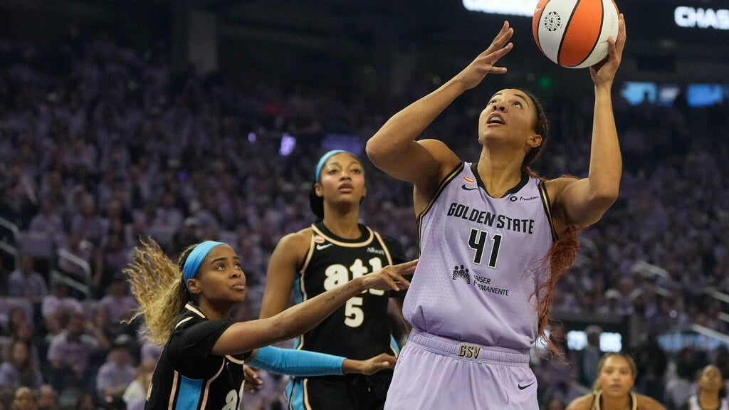 Angered over a.m. WNBA Finals tip-off, Chicago bar owner opens early to fans anyway, to "cause a ruckus" — Sandy Springs Business news